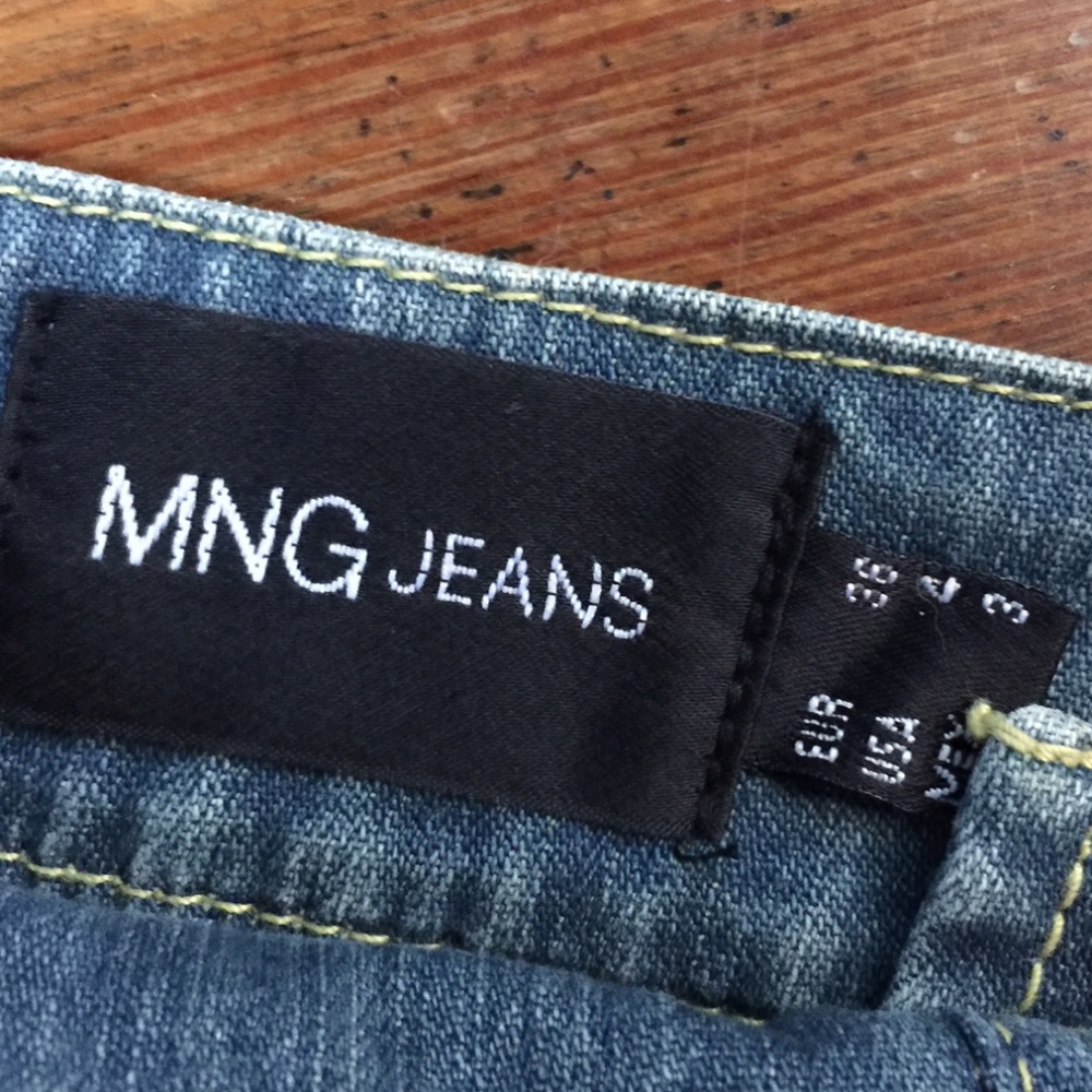 MNG Jeans Belt Loop Denim Mini Skirt NWT - Picture 5 of 7